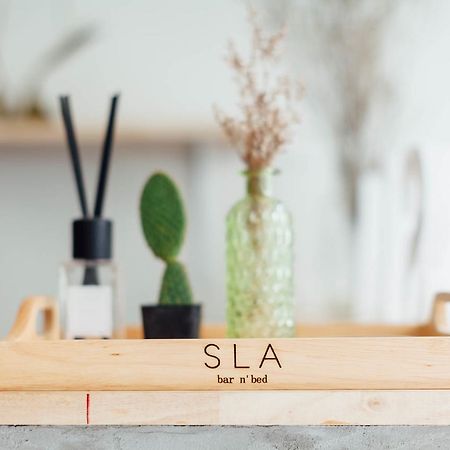 Sla Bar N'Bed Pansiyon Bangkok Dış mekan fotoğraf