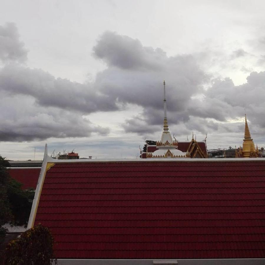 Sla Bar N'Bed Pansiyon Bangkok Dış mekan fotoğraf