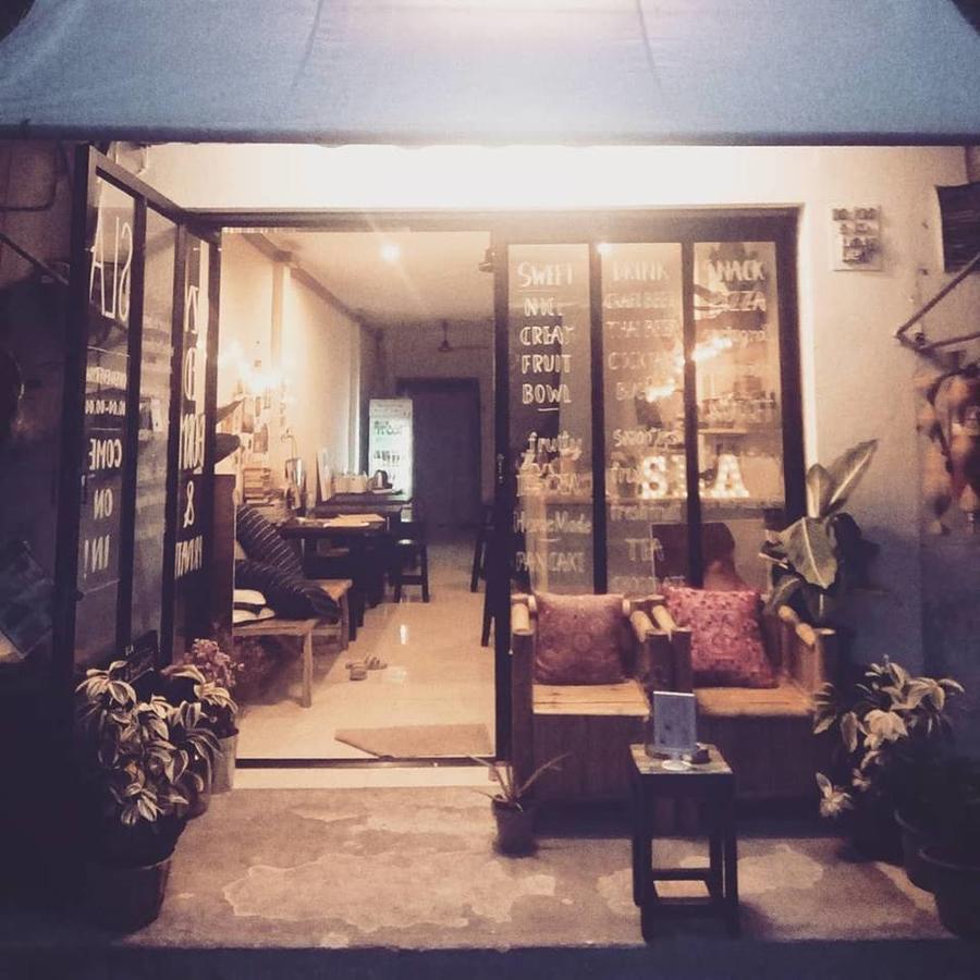 Sla Bar N'Bed Pansiyon Bangkok Dış mekan fotoğraf
